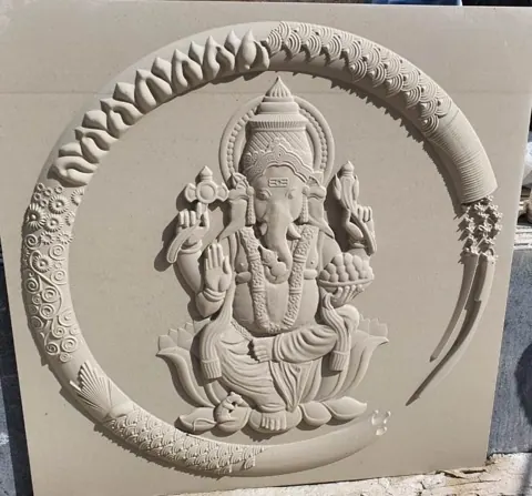 Ganesha within Circular Ornamental Frame Mural — OS-SM-078