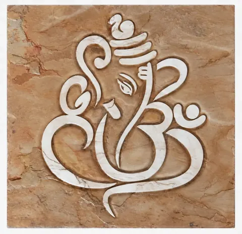 Flowing Ganesha Outline Stone Mural — OS-SM-157, view 1