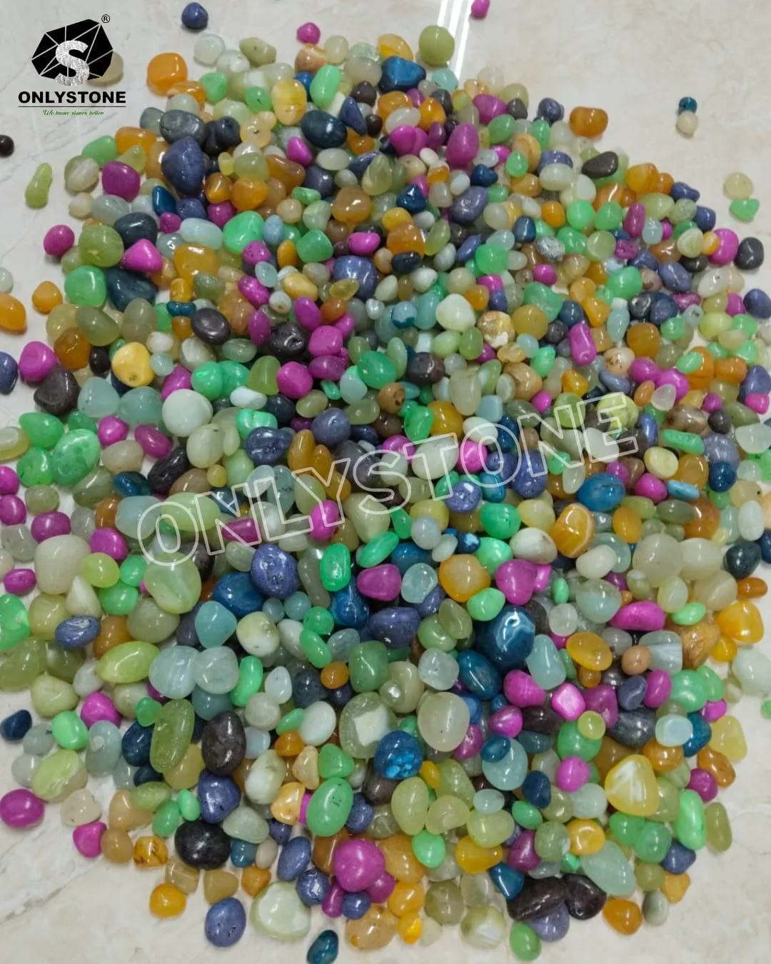 Multicolour Mix Onyx Pebbles — OS-PB-026 Onyx Pebbles